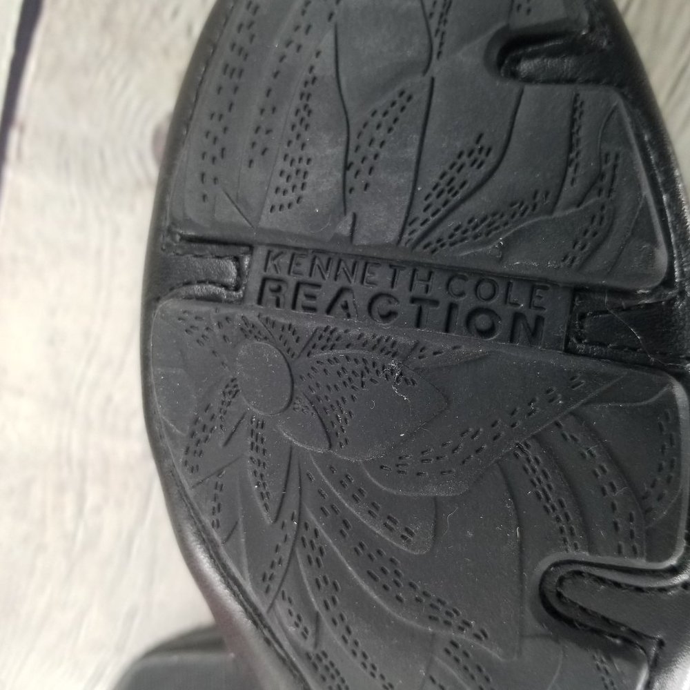Kenneth Cole Reaction Low Heel Loafer 7.5M - Picture 7 of 8